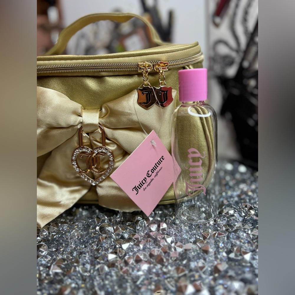 Juicy Couture Gold Cosmetic Bag with Bow and Charm - Picture 6 of 14
